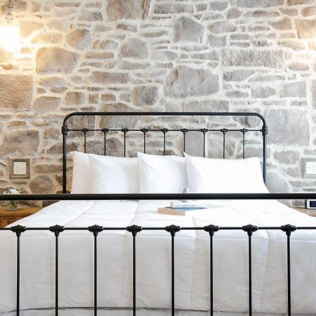 Farmhouse Suites By Amish Country Lodging Millersburg Eksteriør billede