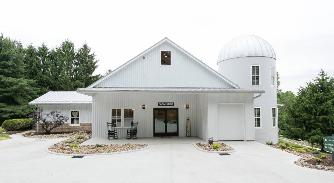 Farmhouse Suites By Amish Country Lodging Millersburg Eksteriør billede