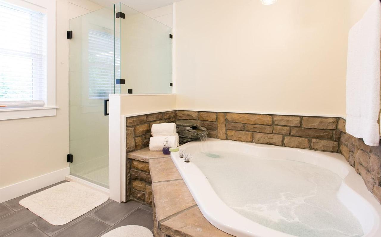 Farmhouse Suites By Amish Country Lodging Millersburg Eksteriør billede