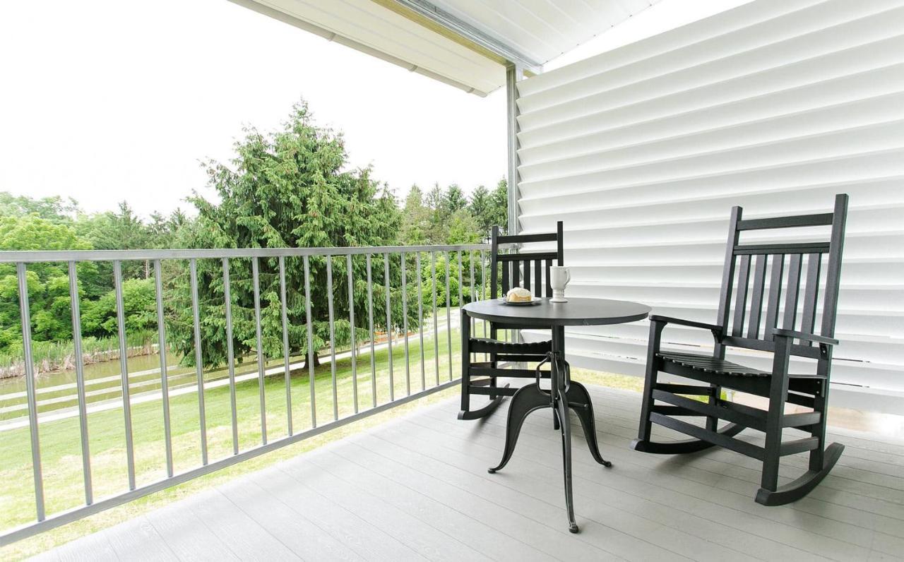 Farmhouse Suites By Amish Country Lodging Millersburg Eksteriør billede