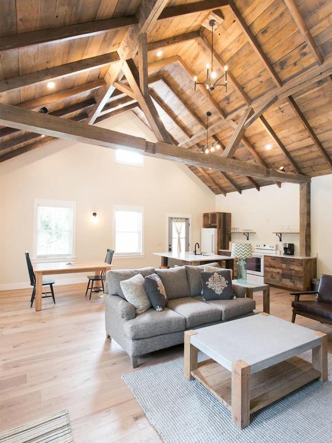 Farmhouse Suites By Amish Country Lodging Millersburg Eksteriør billede
