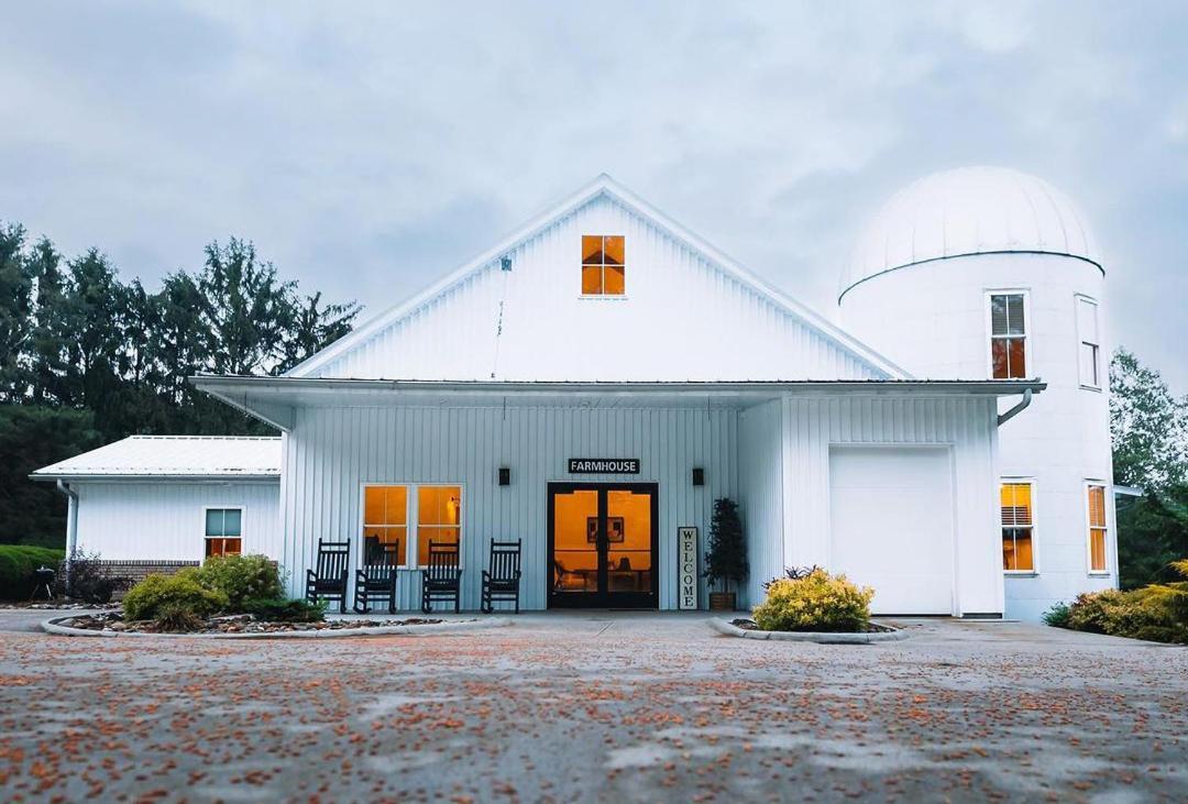 Farmhouse Suites By Amish Country Lodging Millersburg Eksteriør billede